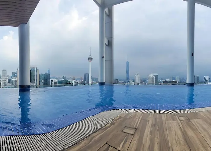 Col 23Aa Cozy Klcc View & Infinity Pool Studio