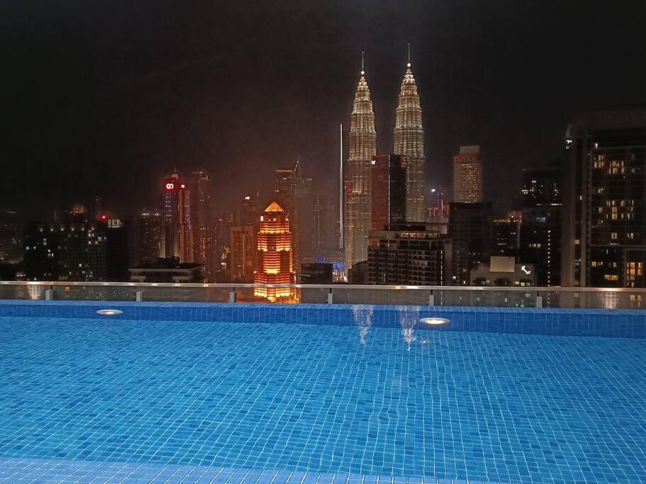 Col 23aa Cozy Klcc View & Infinity Pool Apartment Kuala Lumpur
