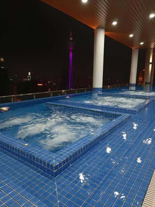 Col 23aa Cozy Klcc View & Infinity Pool Kuala Lumpur